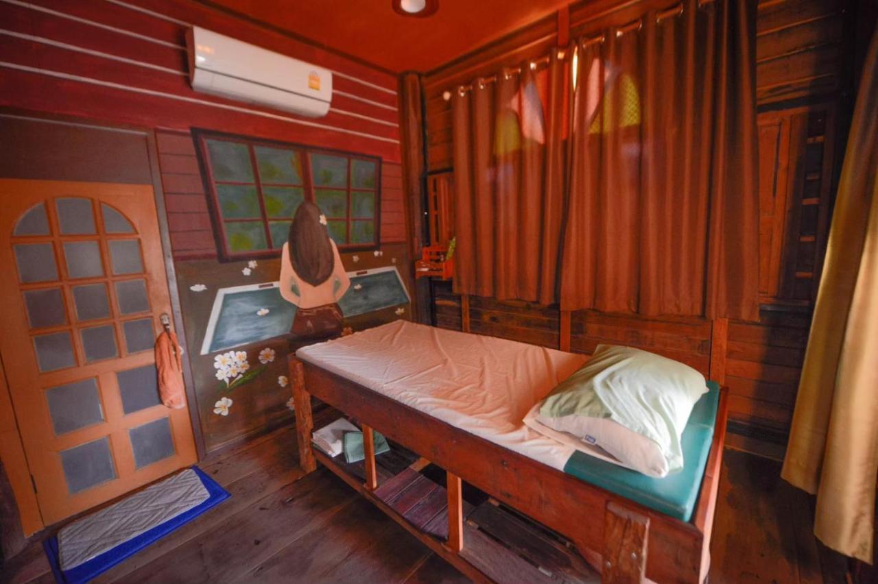 Mrk Resort & Massage Lop Buri Exterior foto